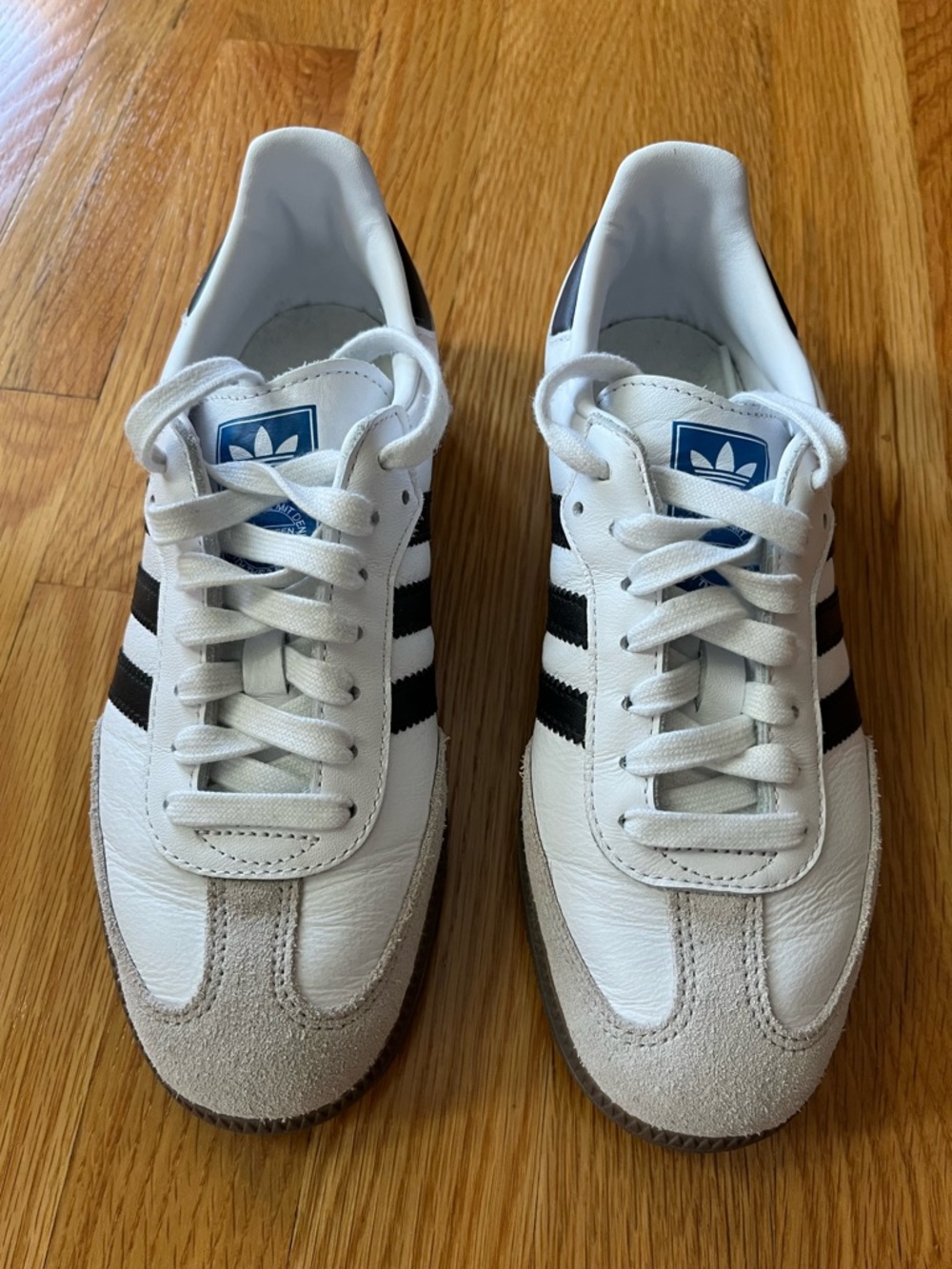 adidas women’s Samba sneakers - white and black